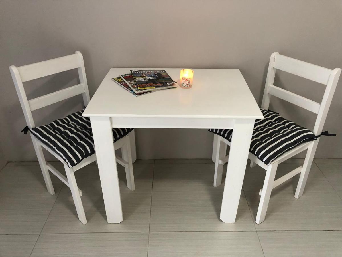 Second Best Accommodation Източен Лондон Екстериор снимка